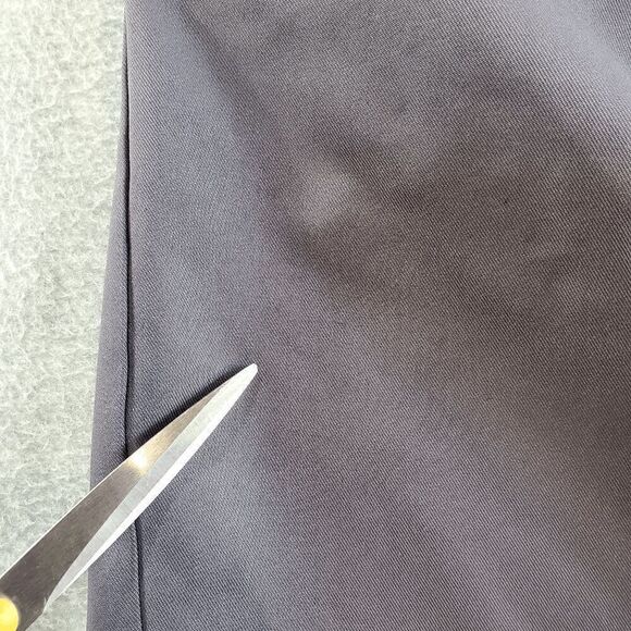 Greg Norman Shorts Mens 32 Gray Chino Golf Performance Flat Front Regular Fit - Picture 3 of 9